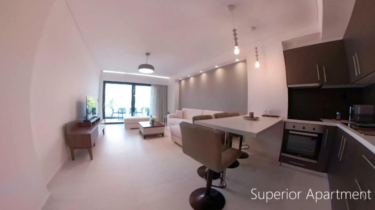 Dreamy Bay Aparthotel Ксилокастрон Екстериор снимка