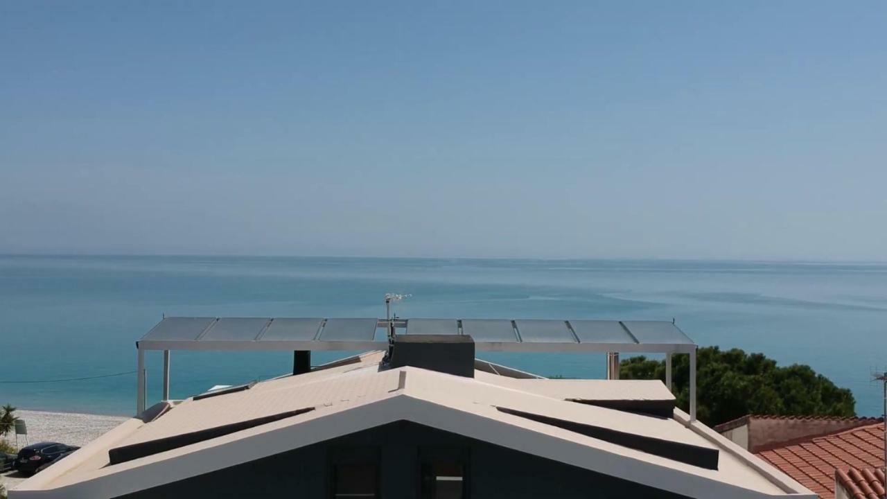 Dreamy Bay Aparthotel Ксилокастрон Екстериор снимка