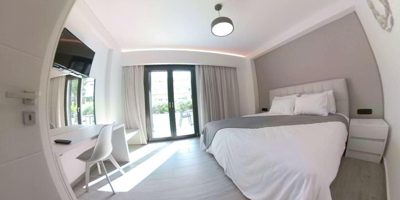 Dreamy Bay Aparthotel Ксилокастрон Екстериор снимка